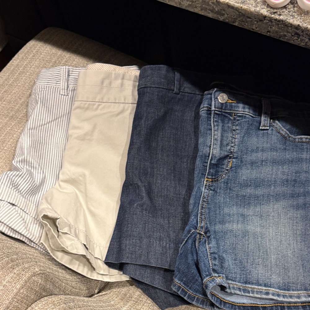 GAP Denim and Striped Shorts Collection 4 pair